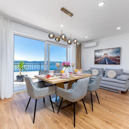 ברלה Seaview Apartments Nives מראה חיצוני תמונה