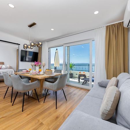 ברלה Seaview Apartments Nives מראה חיצוני תמונה