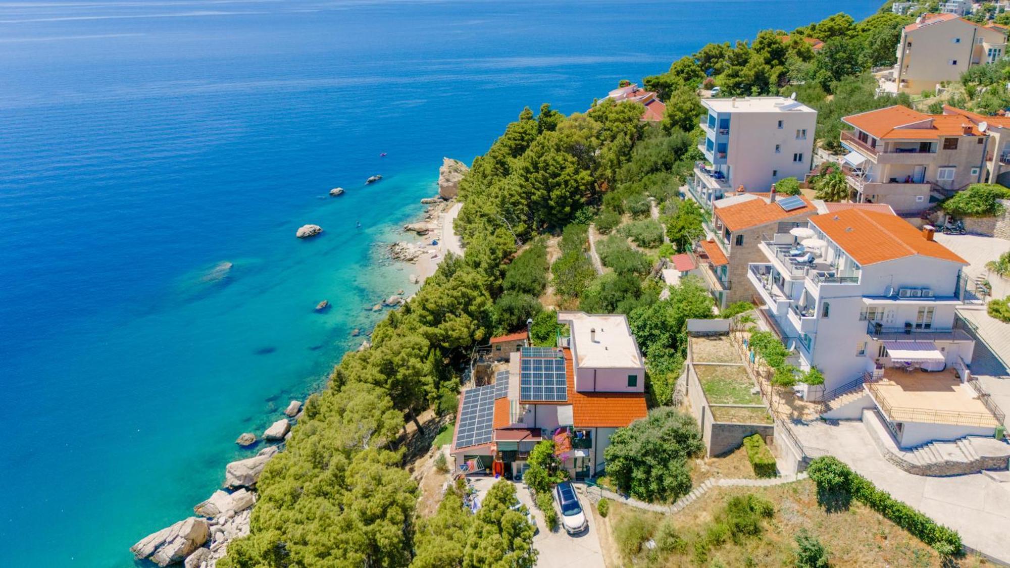 ברלה Seaview Apartments Nives מראה חיצוני תמונה
