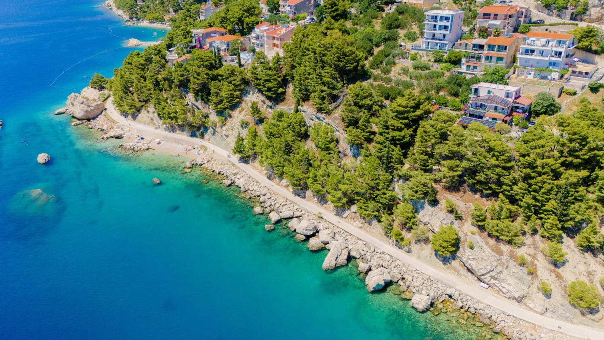 ברלה Seaview Apartments Nives מראה חיצוני תמונה