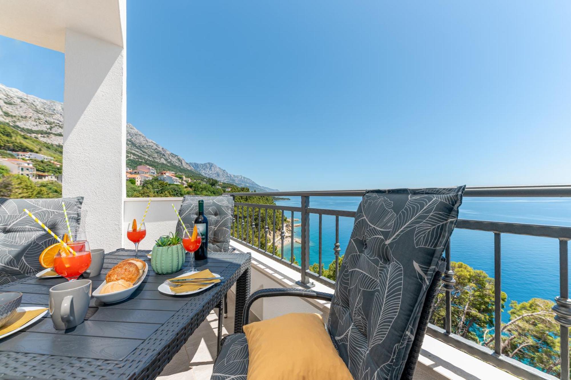 ברלה Seaview Apartments Nives מראה חיצוני תמונה